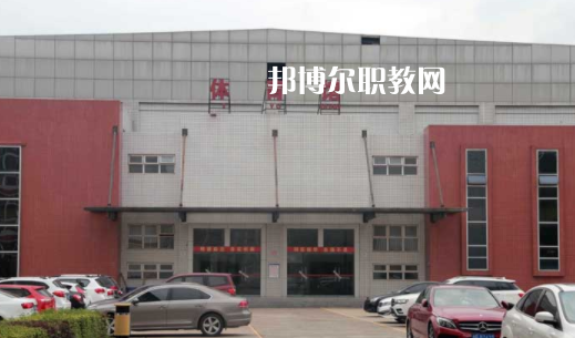 四川省南充外國語中等專業學校2023年學費、收費多少