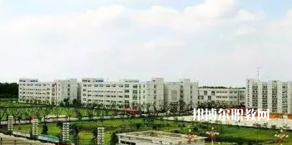 江蘇省高郵中等專業(yè)學(xué)校地址在哪里，哪個地區(qū)，哪個城市?