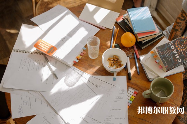 山西現(xiàn)代經(jīng)貿學校有哪些招生專業(yè)（2023年）