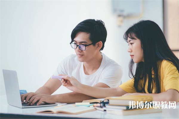 河池職業(yè)教育中心學校有哪些招生專業(yè)（2023年）