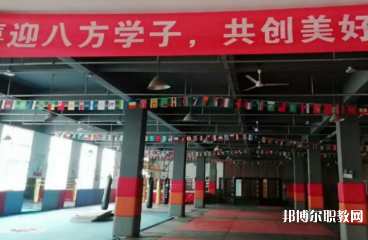 潁上縣止戈體育運(yùn)動(dòng)學(xué)校地址，乘車(chē)路線(xiàn)