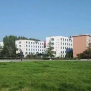 青島博愛成人中等專業學校