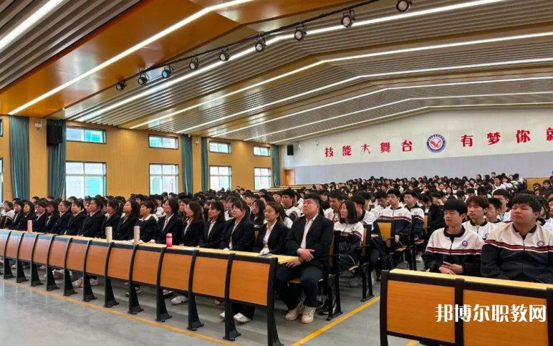 2025運(yùn)城市職業(yè)技能學(xué)校招生計(jì)劃 招生人數(shù)是多少(附要求、條件、對象)