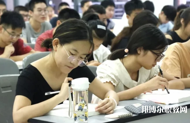 2025南通職業中學最新排名前三名單