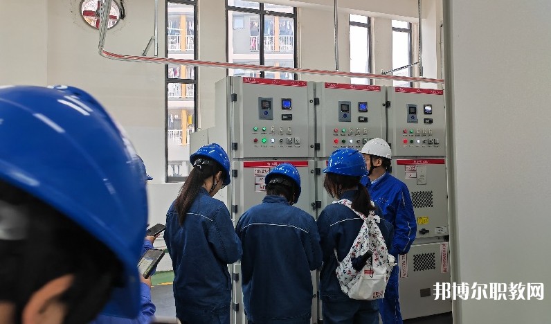 四川2025年讀電工學校好不好
